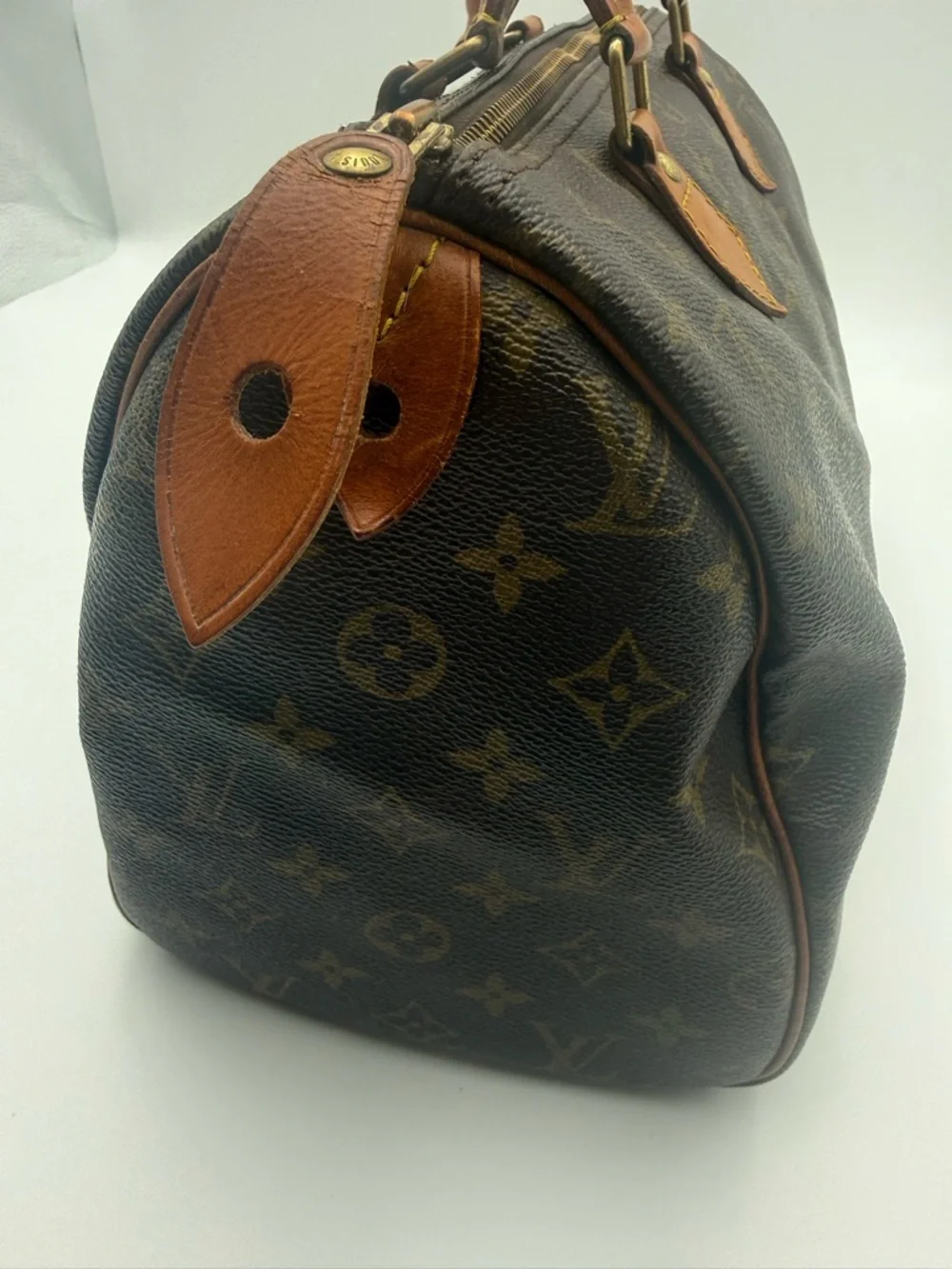 Louis Vuitton Speedy 30 Monogram Canvas Duffel Bag in Brown and Tan - Picture 4 of 13